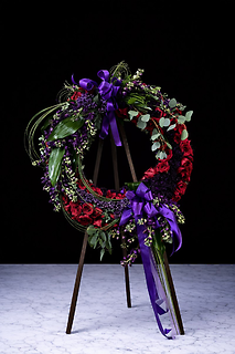 Lush Tribute Wreath