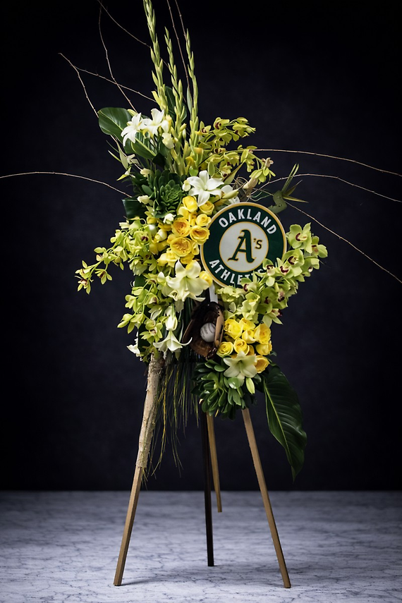 Sports Tribute Spray