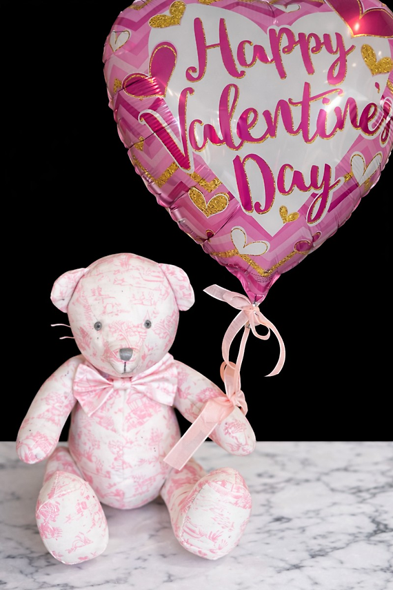 Toile De Jouy Romance Bear