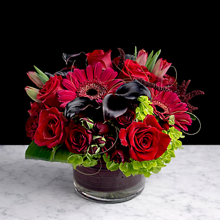 Crimson Allure Bouquet - Large