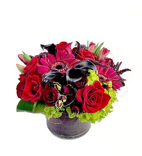 Crimson Allure Bouquet - Large